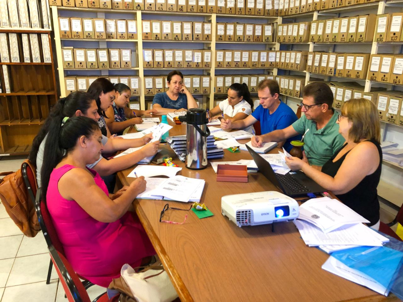 ANO LETIVO É PAUTA NA PRIMEIRA REUNIÃO DE DIRETORES EM 2020.